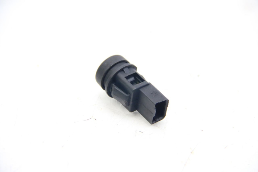 photo de INTERRUPTOR DERECHO PIAGGIO LIBERTY IGET 4T 50 (2015 - 2020)