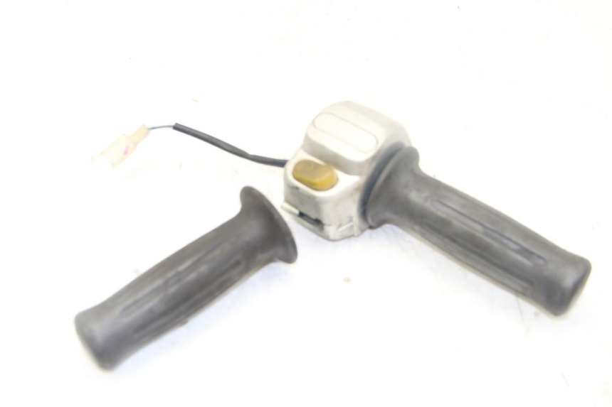photo de INTERRUPTOR DERECHO MBK FLIPPER 50 (2004 - 2012)