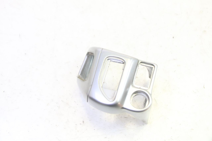 photo de CONMUTADOR DERECHA PIAGGIO MP3 RL 250 (2007 - 2010) - Zoom estado de uso