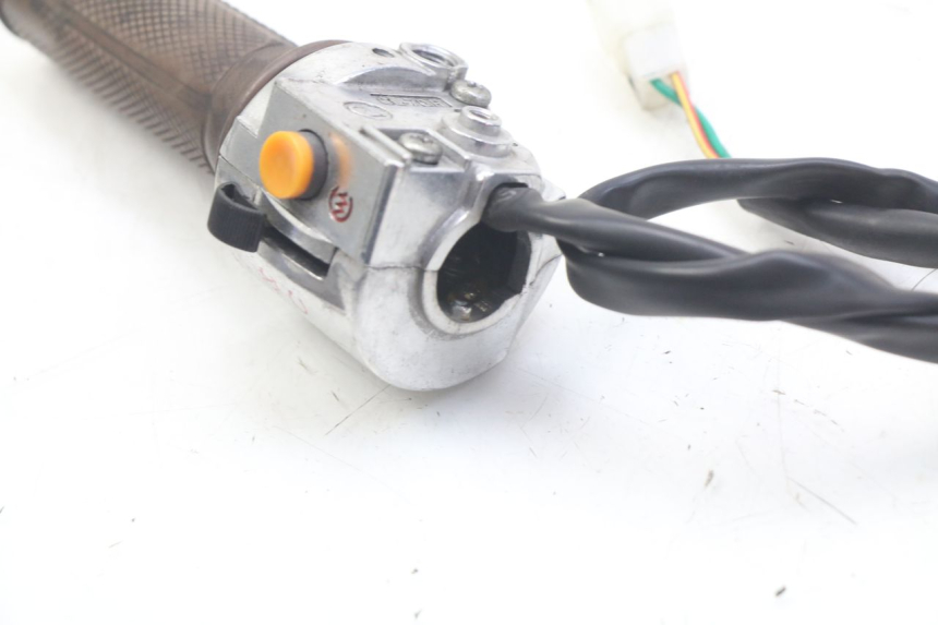 photo de CONMUTADOR DERECHA JM MOTORS OLDIES 4T 50 (2010 - 2020)