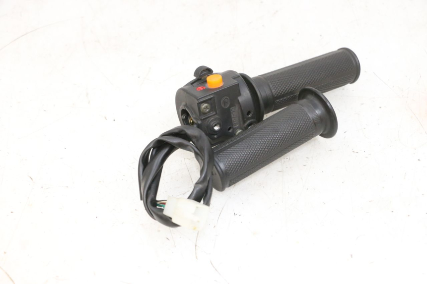 photo de CONMUTADOR DERECHA JM MOTORS OLDIES 4T 50 (2010 - 2020) - Zoom estado de uso