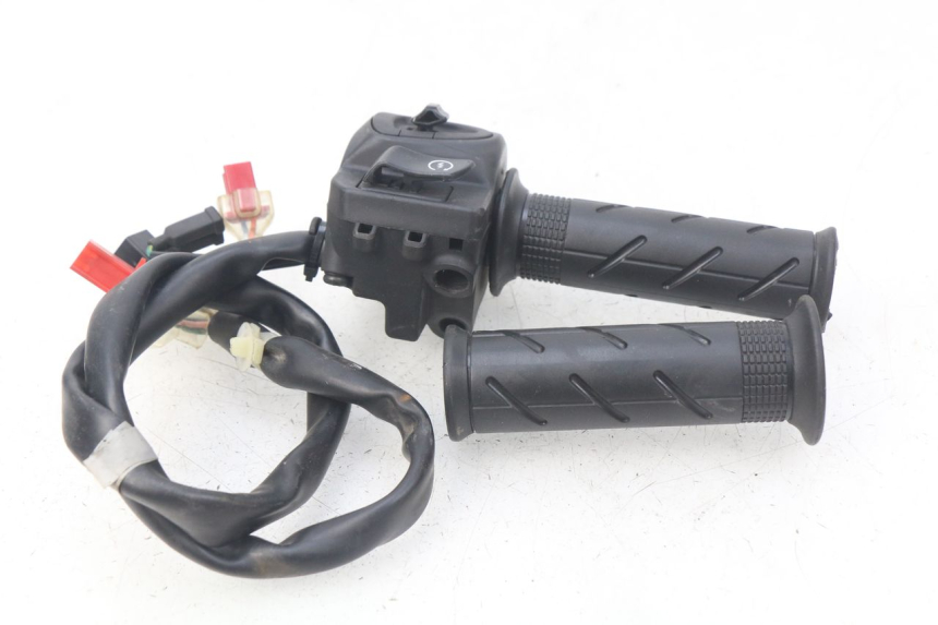 photo de CONMUTADOR DERECHA HONDA PCX (JF57/JF64) 125 (2014 - 2018)