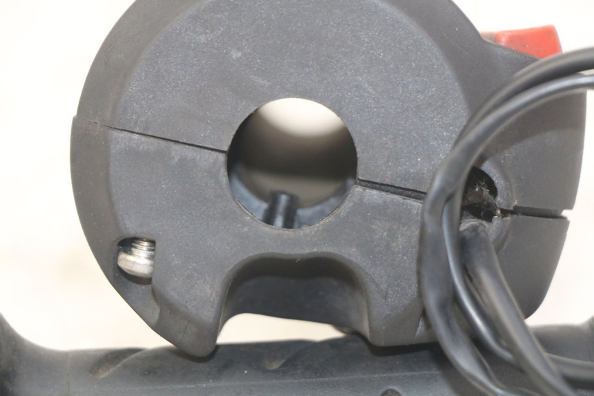 photo de INTERRUPTOR DERECHO PEUGEOT CITYSTAR 2T 50 (2018 - 2021)