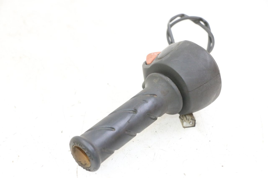 photo de INTERRUPTOR DERECHO PEUGEOT CITYSTAR 50 (2013 - 2017)