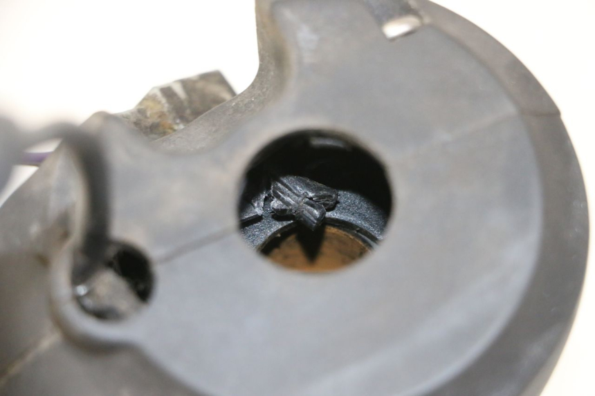 photo de INTERRUPTOR DERECHO PEUGEOT CITYSTAR 50 (2013 - 2017)