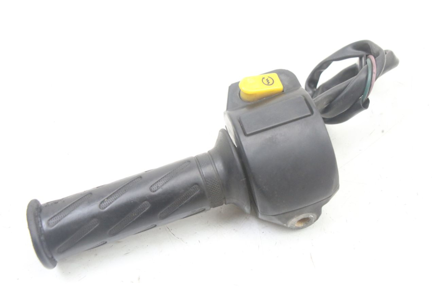 photo de INTERRUPTOR DERECHO PEUGEOT KISBEE 2T 50 (2010 - 2017)