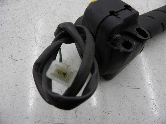 photo de INTERRUPTOR DERECHO PEUGEOT LUDIX 50 (2008 - 2017)