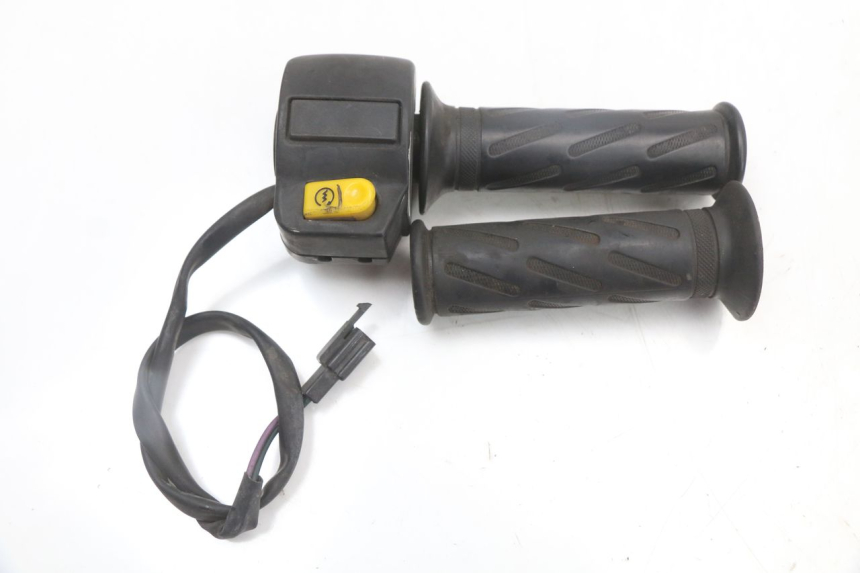 photo de CONMUTADOR DERECHA PEUGEOT STREETZONE 2T 50 (2014 - 2019)