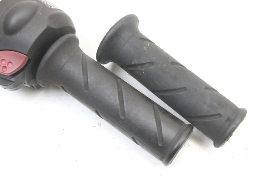 photo de CONMUTADOR DERECHA PEUGEOT TREKKER TKR 50 (2005 - 2014)