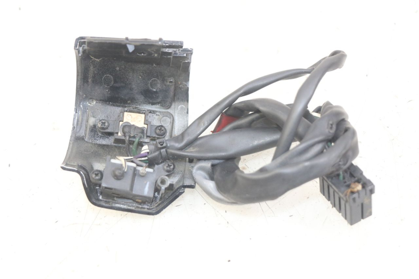 photo de INTERRUPTOR DERECHO PIAGGIO VESPA SPRINT 2T 50 (2014 - 2018)