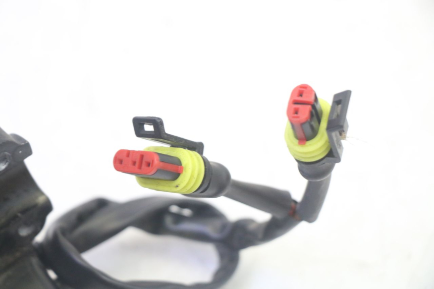 photo de CONMUTADOR DERECHA LIGIER PULSE 3 1 (2014 - 2020) - Recambio usado revisado