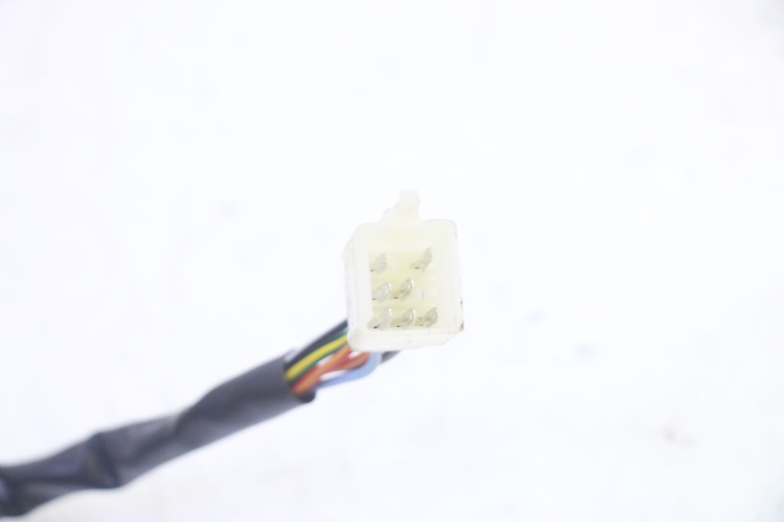 photo de CONMUTADOR DERECHA EFUN PUSA 1 - Estado de la superficie y material