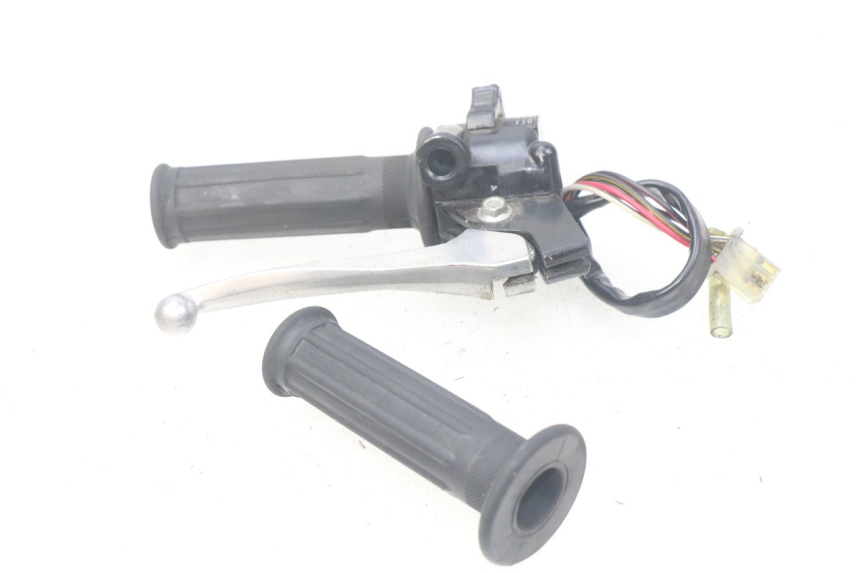 photo de INTERRUPTOR DERECHO YAMAHA PW 50 (1984 - 2020)