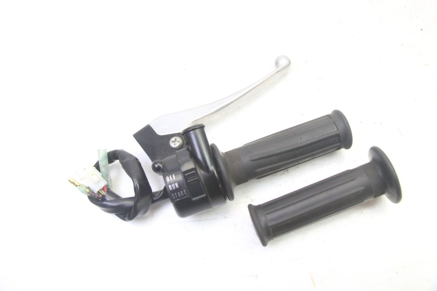 photo de INTERRUPTOR DERECHO YAMAHA PW 50 (1984 - 2020)