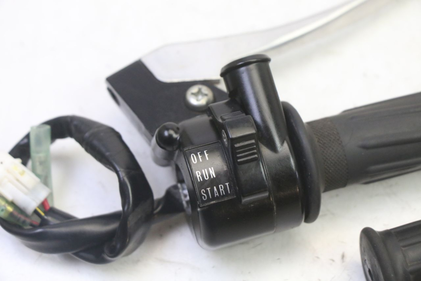 photo de INTERRUPTOR DERECHO YAMAHA PW 50 (1984 - 2020)