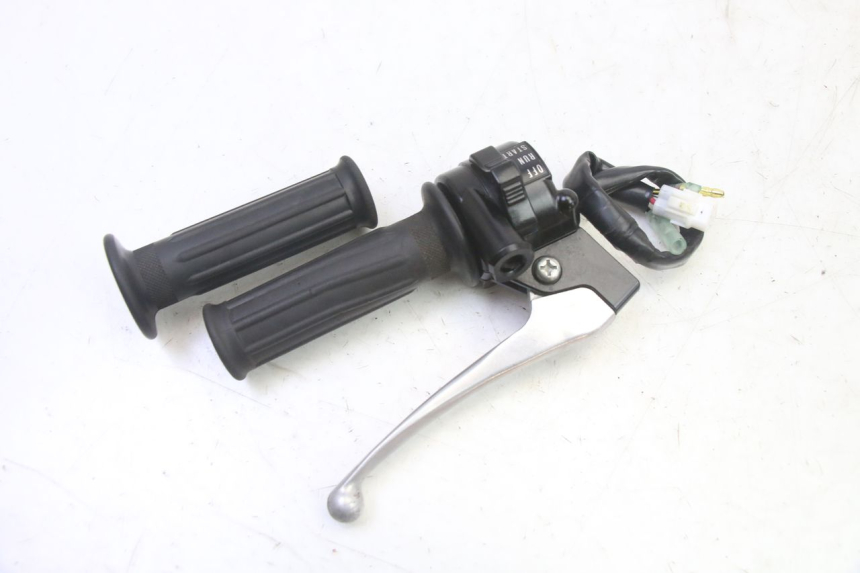 photo de INTERRUPTOR DERECHO YAMAHA PW 50 (1984 - 2020)