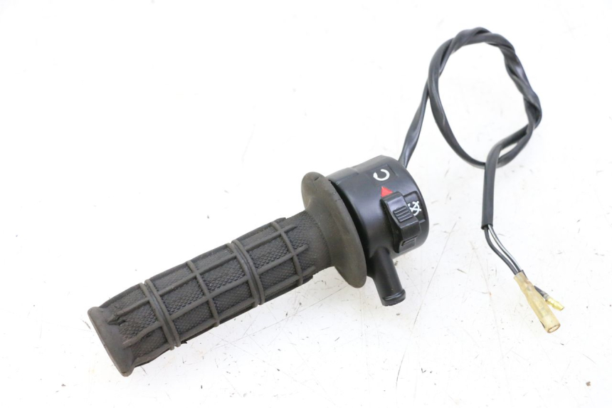 photo de INTERRUPTOR DERECHO YAMAHA PW 80 (1983 - 2014)