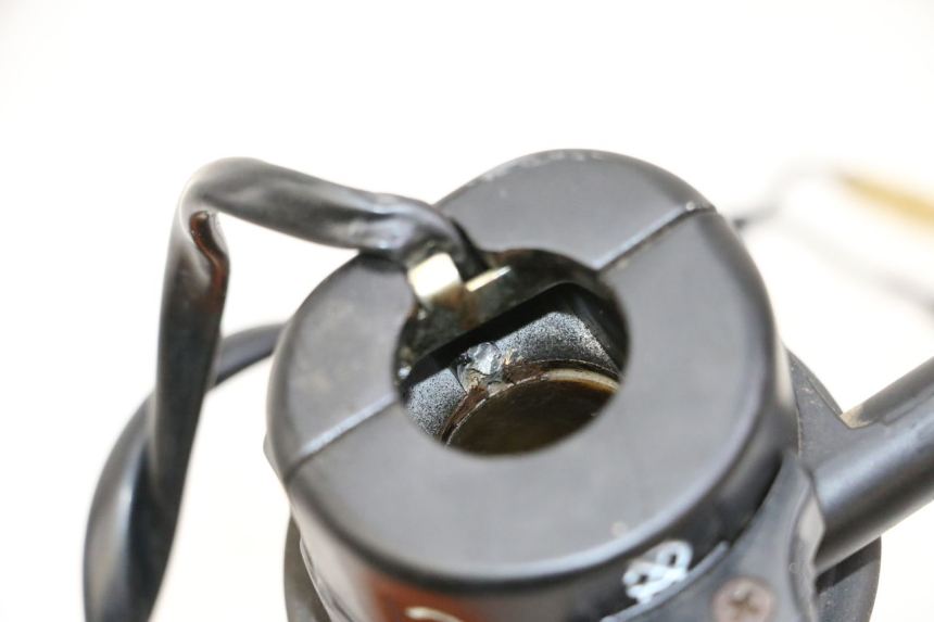 photo de INTERRUPTOR DERECHO YAMAHA PW 80 (1983 - 2014)