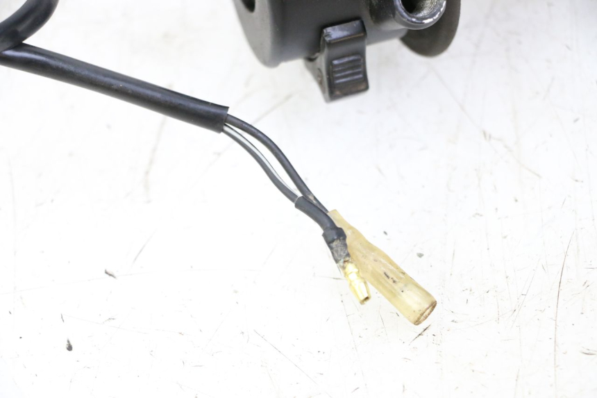 photo de INTERRUPTOR DERECHO YAMAHA PW 80 (1983 - 2014)