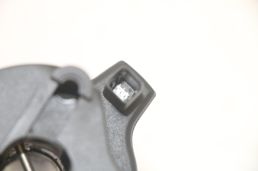 photo de CONMUTADOR DERECHA BMW R GS 1250 (2021 - 2024) - Estado de la superficie y material