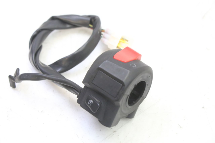 photo de CONMUTADOR DERECHA MAG POWER R-STREET 50 (2016 - 2025)