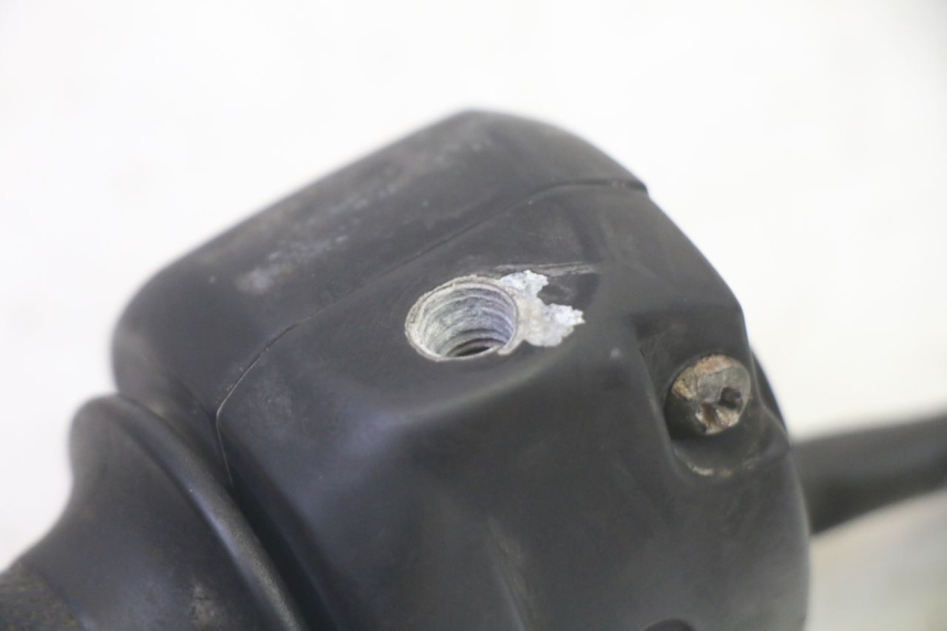 photo de INTERRUPTOR DERECHO RIDE RACE 2T 50 (2012 - 2017) - Primer plano técnico