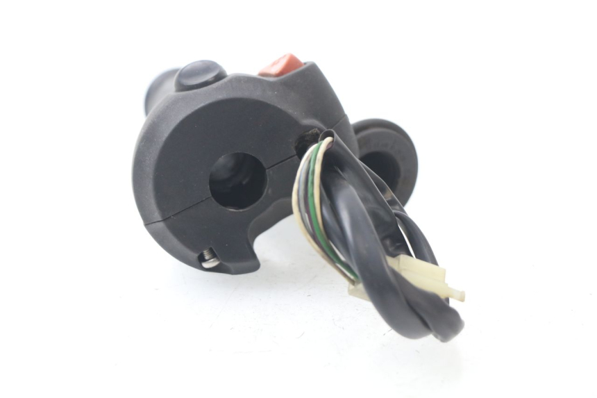 photo de INTERRUPTOR DERECHO PEUGEOT SATELIS COMPRESSOR K15 125 (2006 - 2009)