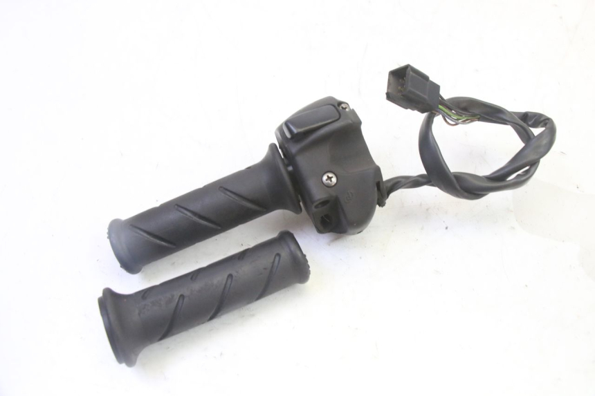 photo de CONMUTADOR DERECHA PEUGEOT SATELIS 125 (2013 - 2018)