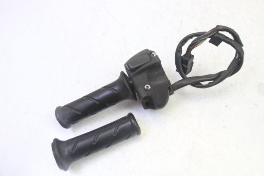 photo de CONMUTADOR DERECHA PEUGEOT SATELIS 125 (2013 - 2018)