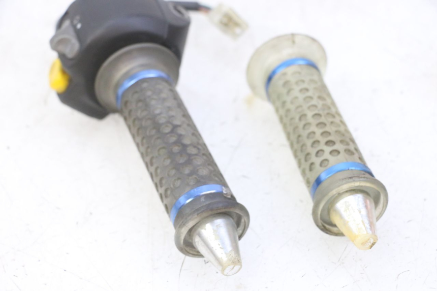 photo de CONMUTADOR DERECHA PEUGEOT SPEEDFIGHT 2 LC 50 (2000 - 2009)