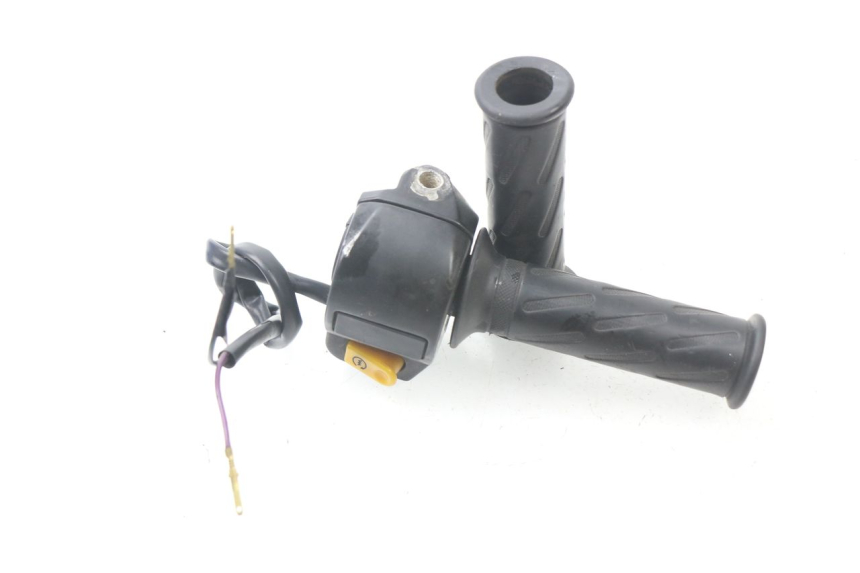 photo de INTERRUPTOR DERECHO PEUGEOT SPEEDFIGHT 3 AIR 50 (2009 - 2015)