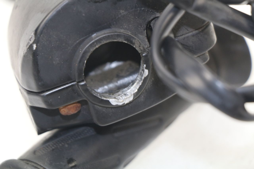 photo de INTERRUPTOR DERECHO PEUGEOT SPEEDFIGHT 3 AIR 50 (2009 - 2015)