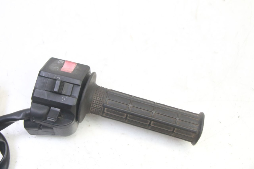 photo de CONMUTADOR DERECHA TRIUMPH SPRINT 900 (1995 - 1998)