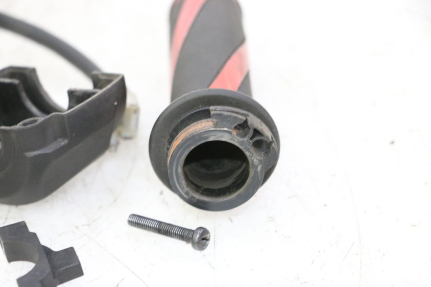 photo de CONMUTADOR DERECHA APRILIA SR R 2T LC 50 (2018 - 2021)