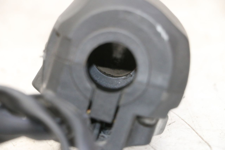 photo de CONMUTADOR DERECHA APRILIA SR R 2T LC 50 (2018 - 2021)