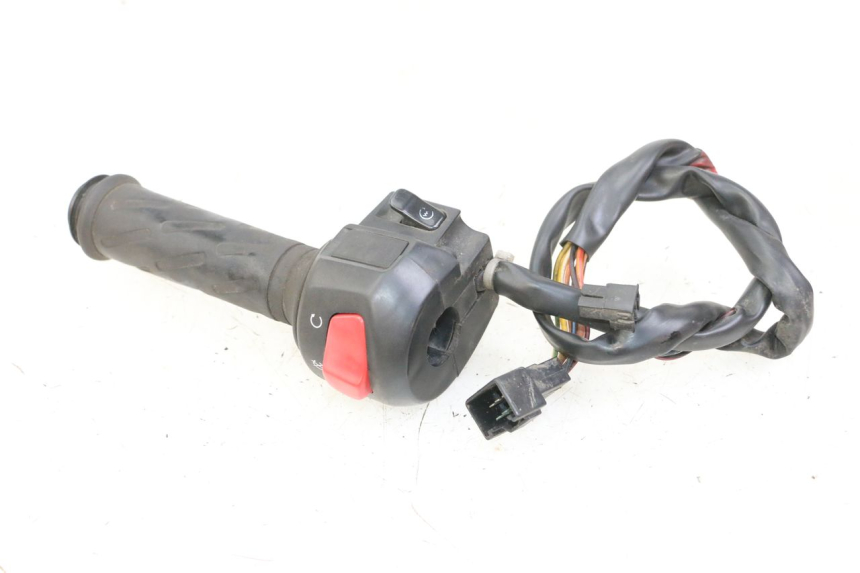 photo de INTERRUPTOR DERECHO SUZUKI BURGMAN 125 (2007 - 2014)
