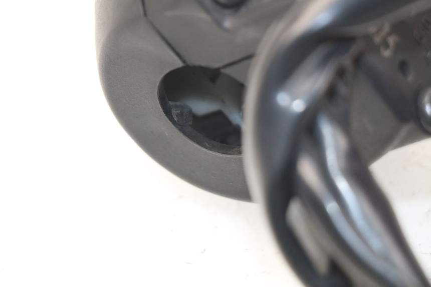photo de CONMUTADOR DERECHA SYM JOYMAX 250 (2013 - 2017)