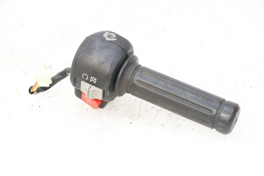 photo de INTERRUPTOR DERECHO PEUGEOT V-CLIC VCLIC 50 (2007 - 2013)