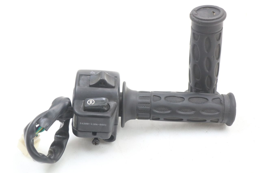 photo de CONMUTADOR DERECHA BEELINE VELOCE 4T 50 (2011 - 2020)