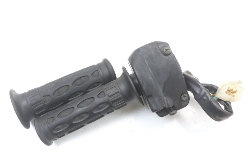 photo de CONMUTADOR DERECHA BEELINE VELOCE 4T 50 (2011 - 2020)