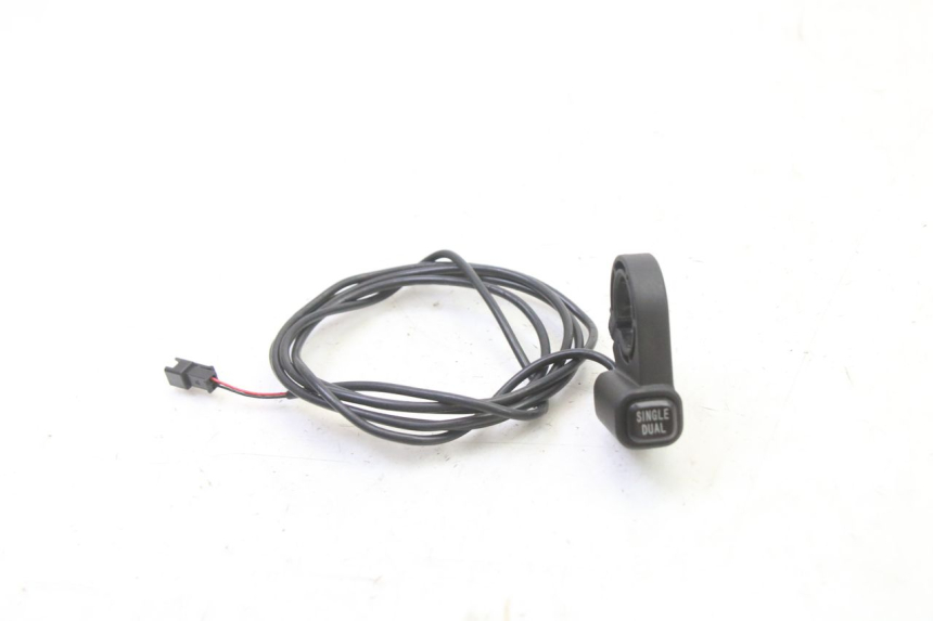 photo de COMANDO DERECHO DUALTRON VICTOR LIMITED 1