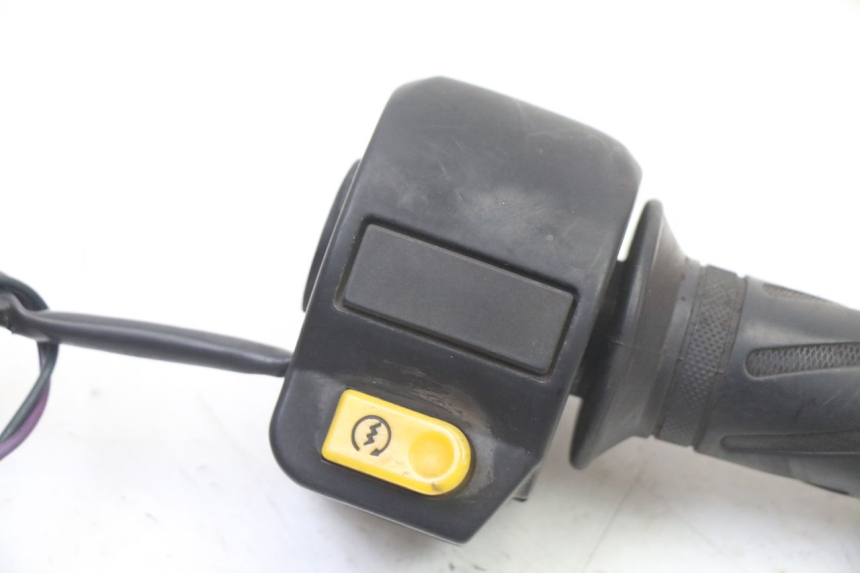 photo de INTERRUPTOR DERECHO PEUGEOT VIVACITY NEW 2T 50 (2008 - 2017)