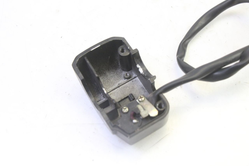 photo de INTERRUPTOR DERECHO PEUGEOT VIVACITY NEW 4T 50 (2008 - 2017)