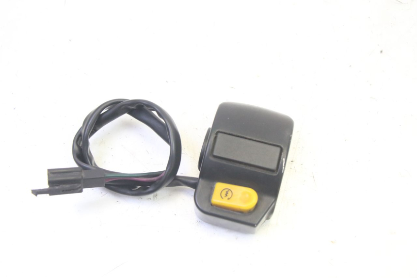 photo de INTERRUPTOR DERECHO PEUGEOT VIVACITY NEW 4T 50 (2008 - 2017)