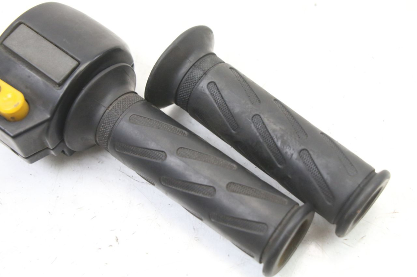 photo de CONMUTADOR DERECHA PEUGEOT VIVACITY 125 (2010 - 2017)