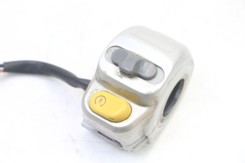 photo de CONMUTADOR DERECHA YAMAHA WHY 50 (1998 - 2000)