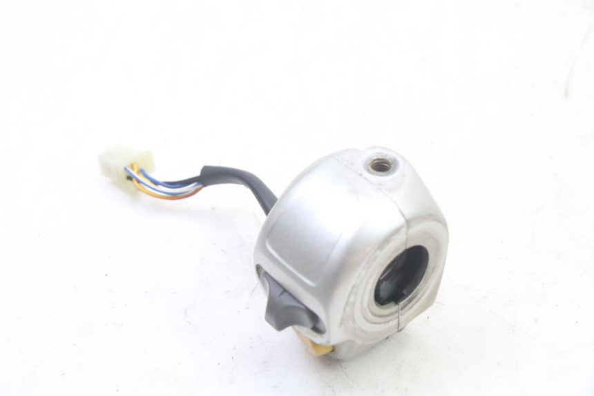 photo de CONMUTADOR DERECHA YAMAHA WHY 50 (1998 - 2000)