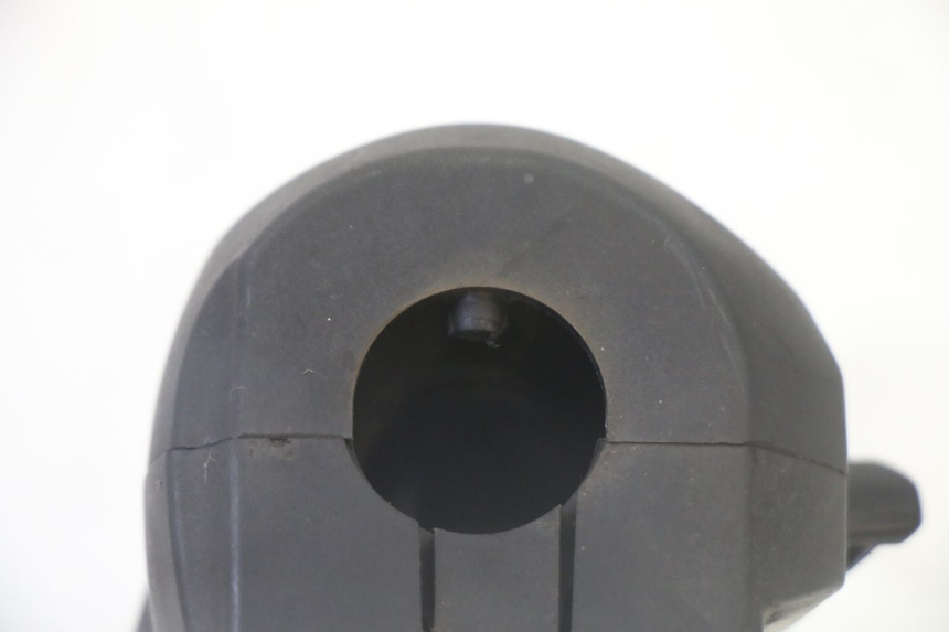 photo de INTERRUPTOR DERECHO YAMAHA X-MAX XMAX 125 (2010 - 2014)