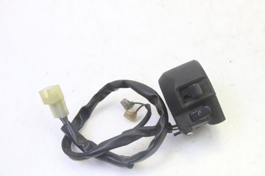 photo de INTERRUPTOR DERECHO YAMAHA X-MAX XMAX 125 (2010 - 2014)