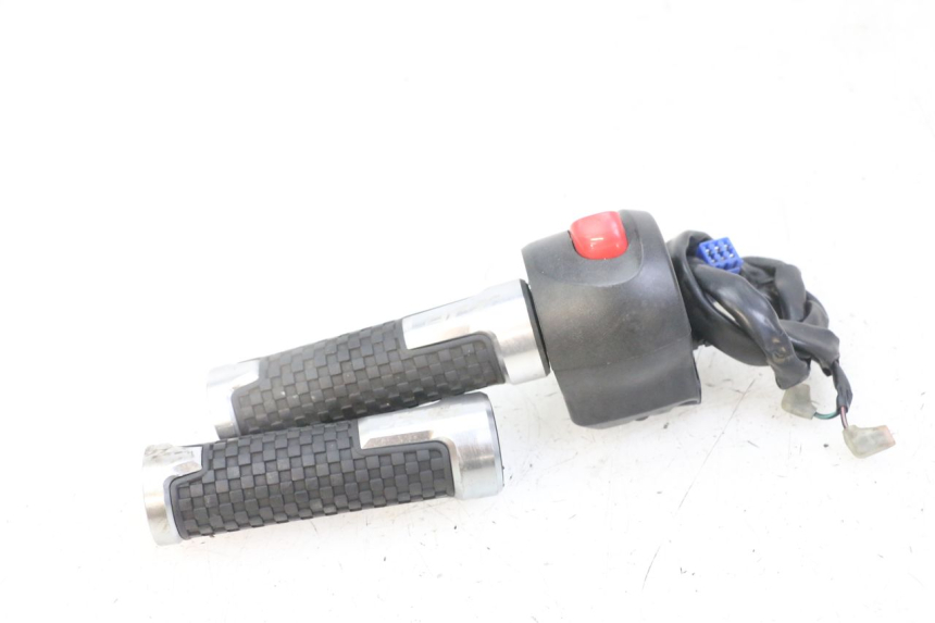 photo de CONMUTADOR DERECHA YAMAHA XJ6 ABS 600 (2008 - 2016)